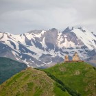 Kazbegi, Gürcistan’da bir mola - azgezmis.com